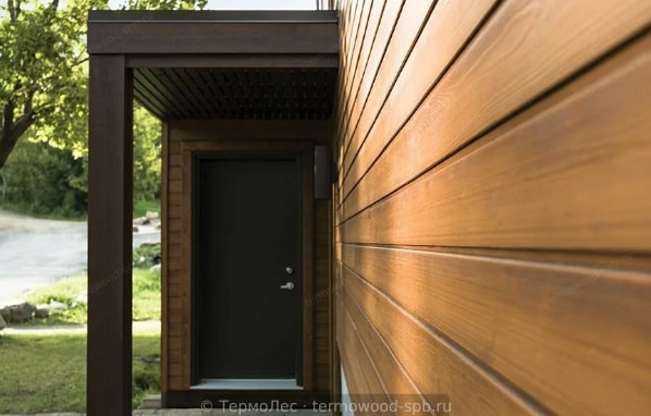 Фасад бани, вагонка из термоосины